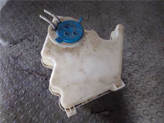 Deposito Limpiaparabrisas Mercedes Clase B 150 2.0 180 CDI (245.207) [2.0 LTR. - 80 KW CDI CAT]