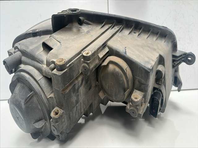 Foto 2ª: Faro Izquierdo Volkswagen Touran 1.9 TDI [BLS] (2010)