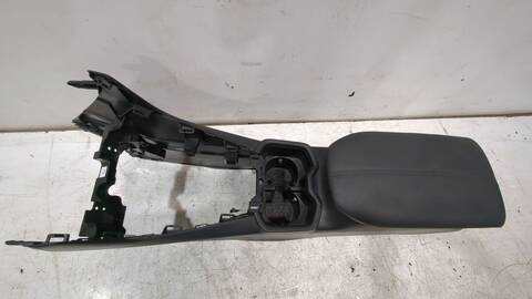 Foto 2ª: Consola Central Toyota Rav4 2.0 MXAA52) 175CV 129KW [M20A-FKS] (2024)