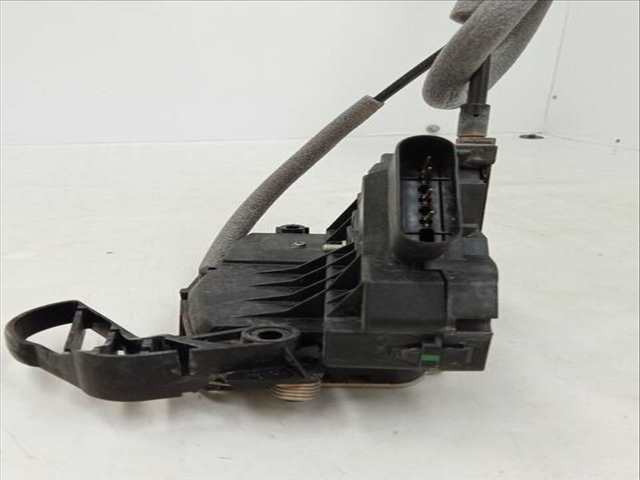 Foto 3ª: Cerradura Puerta Delantera Derecha Ford Focus 1.6 TI 125CV 92KW [PNDA,PNDD] (2014)