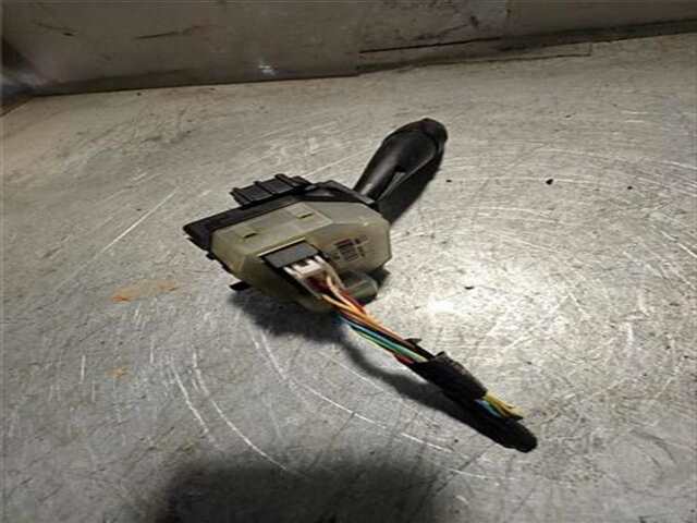 Foto 3ª: Mando Multifuncion Hyundai i30 1.6 CLASSIC [1.6 LTR. - 93 KW CAT] [D4FB]
