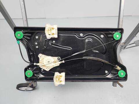 Foto 4ª: Elevalunas Eléctrico Delantero Izquierdo Land Rover Range V6 TD HSE 245CV 180KW [306DT] (2011)