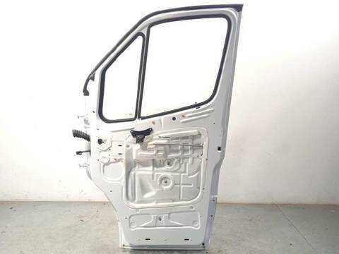 Foto 4ª: Puerta Delantera Derecha Mercedes Sprinter 419 CDI RWD 907.643 907.645 907.647) 190CV 140KW FURGONETA [654920] (2024)