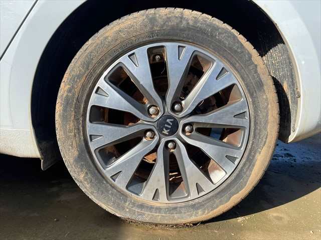 Foto 2ª: LLanta Aleacion Kia Ceed 1.4 G 100cv [G4LC] (2018)