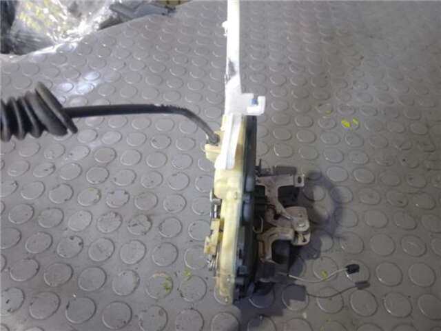 Foto 3ª: Cerradura Puerta Delantera Derecha Seat Ibiza 1.4 SPORT RIDER [1.4 LTR. - 63 KW 16V] [BXW]