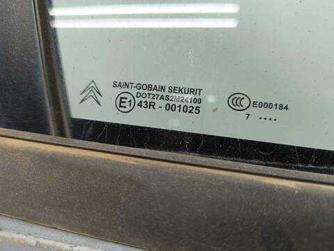 Foto 4ª: Puerta Delantera Derecha Citroen C4 2.0 HDI FAP CAT RHR - DW10BTED4) BERLINA 136CV 100KW (2006)