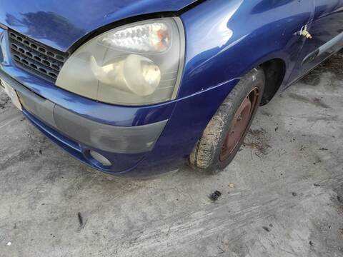 Foto 3ª: Paragolpes Delantero Renault Clio D7F720 (2004)