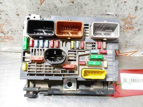 Caja Reles Fusibles Citroen Berlingo 1.6 BLUEHDI 100 99CV 73KW