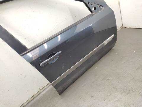 Foto 3ª: Puerta Delantera Derecha Renault Laguna 1.9 DCI BG1A BG1V) 130CV 96KW [F9Q758] (2007)
