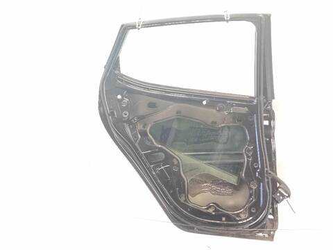 Foto 3ª: Puerta Trasera Izquierda Ford Fiesta 1.0 ECOBOOST (2017)