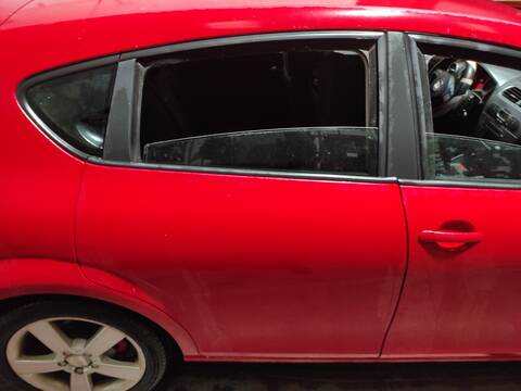 Puerta Trasera Derecha Seat Leon BKD