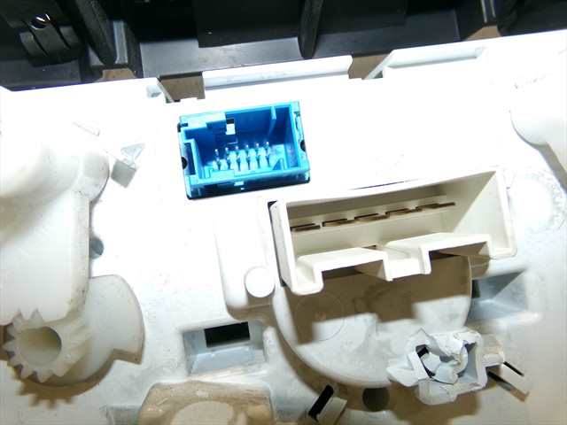 Foto 4ª: Mando Calefacción A. A. Fiat Punto 1.3 JTD 5P 55KW [199A9000] (2012)