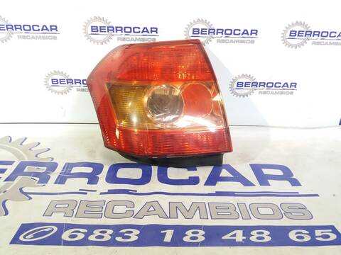 Piloto Trasero Izquierdo Toyota Corolla 1.4 TD CAT 90CV 66KW