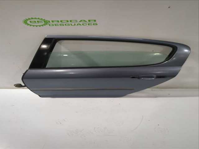 Foto 1ª: Puerta Trasera Izquierda Peugeot 407 1.6 HDI 110 6D9HZC 6D9HYC) 109CV 80KW [9HY (DV6TED4),9HZ (DV6TED4)] (2004)