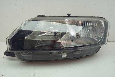 Foto 3ª: Faro Izquierdo Skoda Rapid 1.6 TDI DPF 105CV 77KW [CAY] (2014)