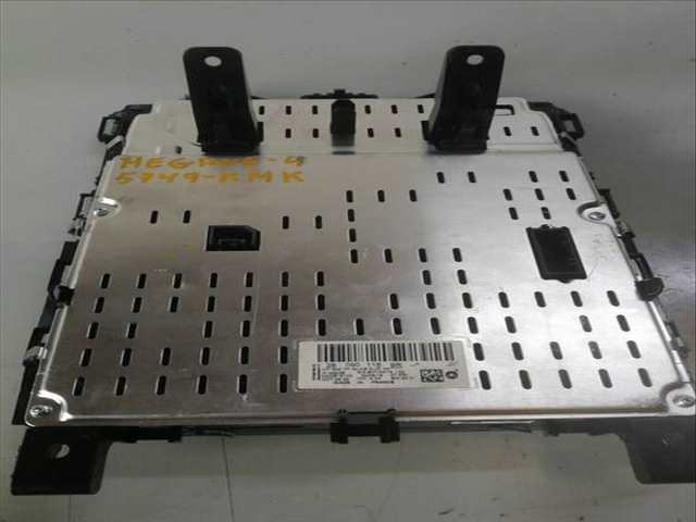 Foto 2ª: Pantalla Multifuncion Renault Megane ZEN 1.2 TCE ENERGY 132CV (2015)