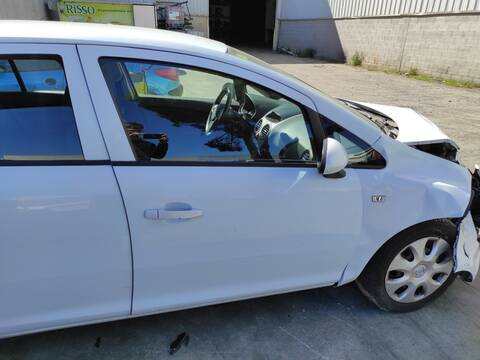 Foto 2ª: Puerta Delantera Derecha Opel Corsa Z13DTJ (2008)