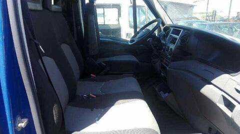 Foto 4ª: Aleta Delantera Derecha Iveco Daily EINZELKABINE 35 C... RADSTAND 4100 146CV 107KW [F1CE3481J·B] (2013)