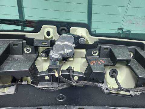 Foto 2ª: Portón Renault Scenic GRAND ZEN 132CV 97KW IV [H5F408] (2017)