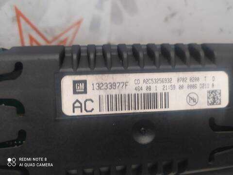 Foto 3ª: Pantalla Multifuncion Opel Insignia EDITION BERLINA 131CV 96KW [A20DTH] (2008)