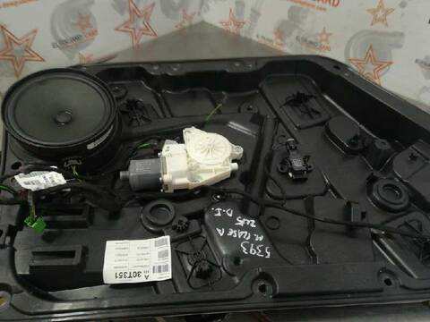 Foto 1ª: Elevalunas Eléctrico Delantero Izquierdo Mercedes Clase A 140 A 180 CDI BLUEEFFICIENCY 176.012) 109CV 80KW [K9K] (2016)