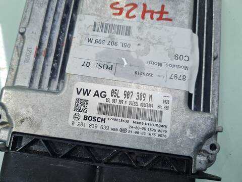 Foto 3ª: Centralita Motor ECU Volkswagen T-Roc LIFE 115CV 85KW [DXRC] (2017)