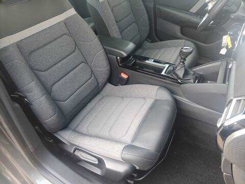 Foto 4ª: Asientos Traseros Citroen C4 FEEL BERLINA 110CV 81KW [YH01] (2022)