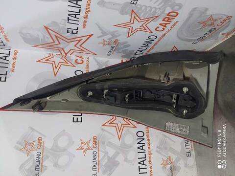 Foto 3ª: Piloto Trasero Derecho Renault Megane DYNAMIQUE LUXE 131CV 96KW FAMILIAR II FAMILIAR [F9QE8] (2006)