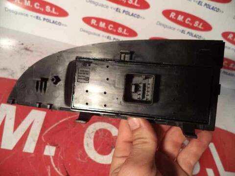 Foto 2ª: Botonera Elevalunas Seat Leon 1.9 TDI 105CV 77KW (2005)
