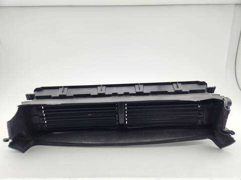 Rejilla Delantera Volvo XC 60 BUSINESS PLUS AWD 197CV 145KW