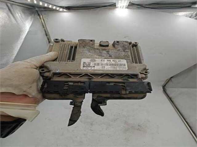 Centralita Motor ECU Seat Leon 1.9 STYLANCE - STYLE [1.9 LTR. - 77 KW TDI]