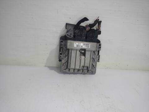 Centralita Motor ECU Renault Megane D III BERLINA 5P DYNAMIQUE