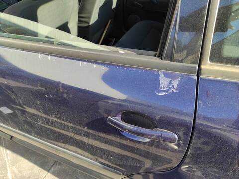 Foto 2ª: Puerta Trasera Izquierda Volkswagen Passat ALT BERLINA (2004)