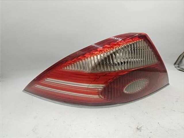 Foto 2ª: Piloto Trasero Izquierdo Ford Mondeo 2.0 GHIA (06.2003- ) (D) [2.0 LTR. - 96 KW TDCI CAT] [N7BA]