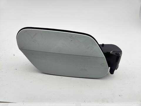 Tapa Exterior Combustible Volkswagen Golf LIFE 116CV 85KW