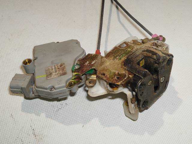 Foto 2ª: Cerradura Puerta Delantera Derecha Nissan Patrol 2.8 TD Y61 TD6 [RD28ETI] (1999)