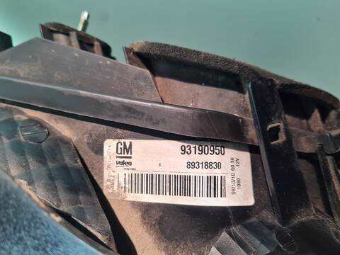 Foto 3ª: Piloto Trasero Izquierdo Opel Corsa 1.2 16V CAT Z 12 XEP - LB4) 80CV 59KW [Z12XEP] (2006)