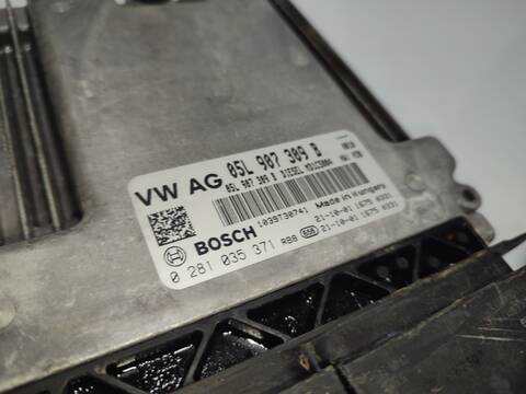 Foto 2ª: Centralita Motor ECU Volkswagen T-Roc VERSION INDEFINIDA (2020)