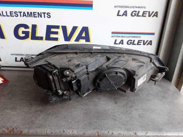 Foto 2ª: Faro Izquierdo Volkswagen Golf 2.0TDI150CV [CRBC] (2014)