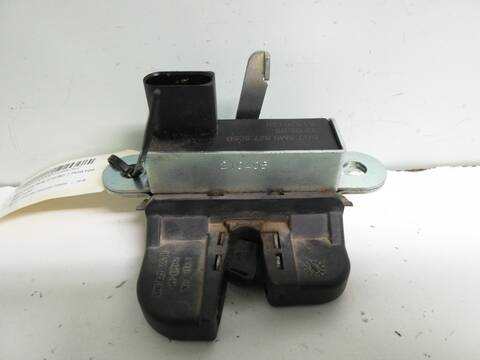 Cerradura Maletero Portón Volkswagen Golf BKC