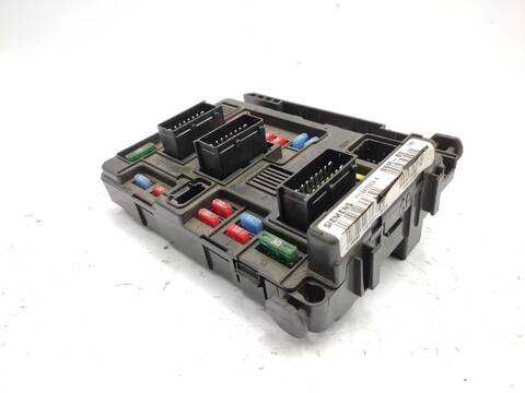 Caja Reles Fusibles Peugeot Partner 2.0 HDI 90CV 66KW
