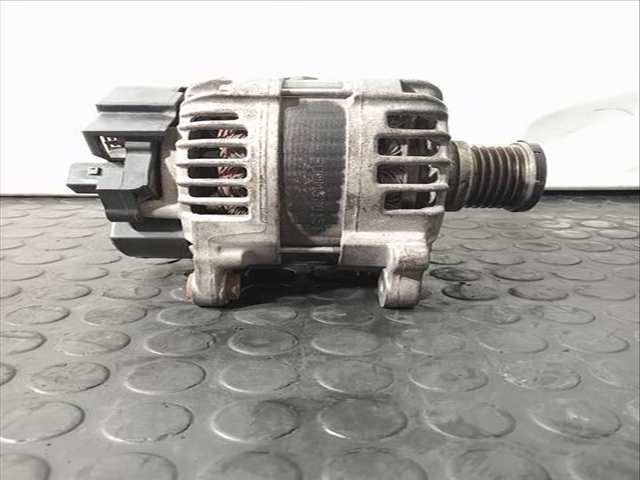 Foto 3ª: Alternador Audi A4 BASIS 2 16V TDI 143CV (2008)