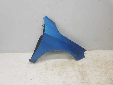 Aleta Delantera Derecha Mercedes Clase A 140 A 200 CDI 176.008)