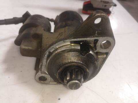 Foto 3ª: Motor de Arranque Volkswagen Golf AEH BERLINA (2000)