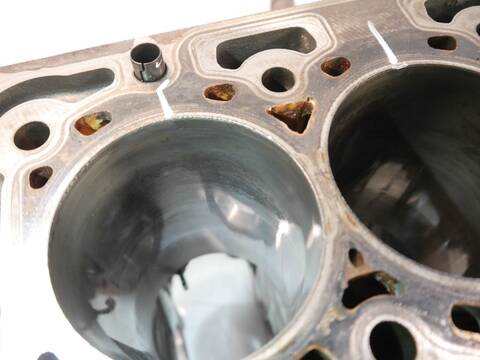 Bloque Motor Ford Transit 130 CV 96KW