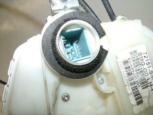 Foto 4ª: Cerradura Puerta Delantera Izquierda Honda Civic 1.4 G I-DSI 2006-2011 [L13A7] (2007)