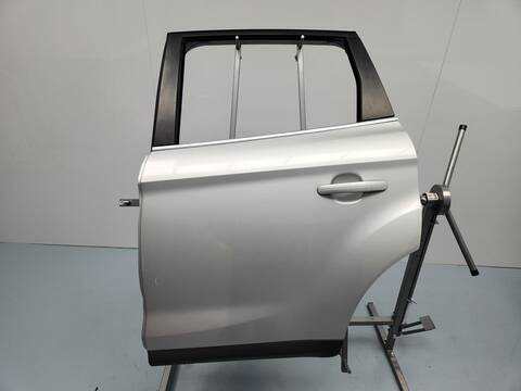 Puerta Trasera Izquierda Ford Kuga TITANIUM 136CV 100KW