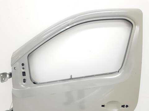 Foto 3ª: Puerta Delantera Izquierda Nissan NV300 1.6 DCI 146CV 107KW R9M (2016)