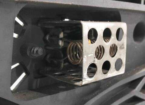 Foto 2ª: Electroventilador Nissan Qashqai ACENTA 1 DCI TD CAT 131CV (2007)