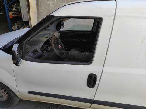 Foto 1ª: Puerta Delantera Izquierda Fiat Doblo CARGO 199A2000 (2012)